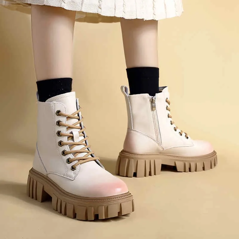 2022 рок обувки дамски ботуши в стил лолита дамски ботуши с кръгло бомбе с цип на плоския токчета женски до средата на прасците гумени до средата на прасците базовия модел