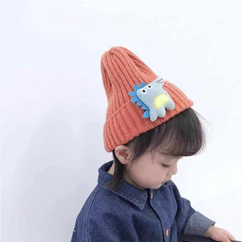 Детска есенно-зимни вязаная на капачката в формата на динозавър с модел от карикатура, корейска детска топла шапка с качулка, вълнена шапка за момичета и момчета